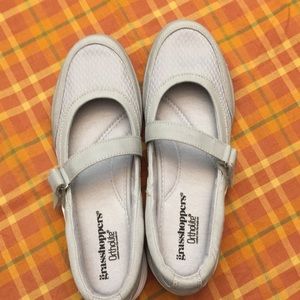 Grasshoppers ortholite